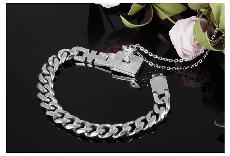 Partnerschafts Set Armband für Ihn Kette für Sie mit Schlüssel