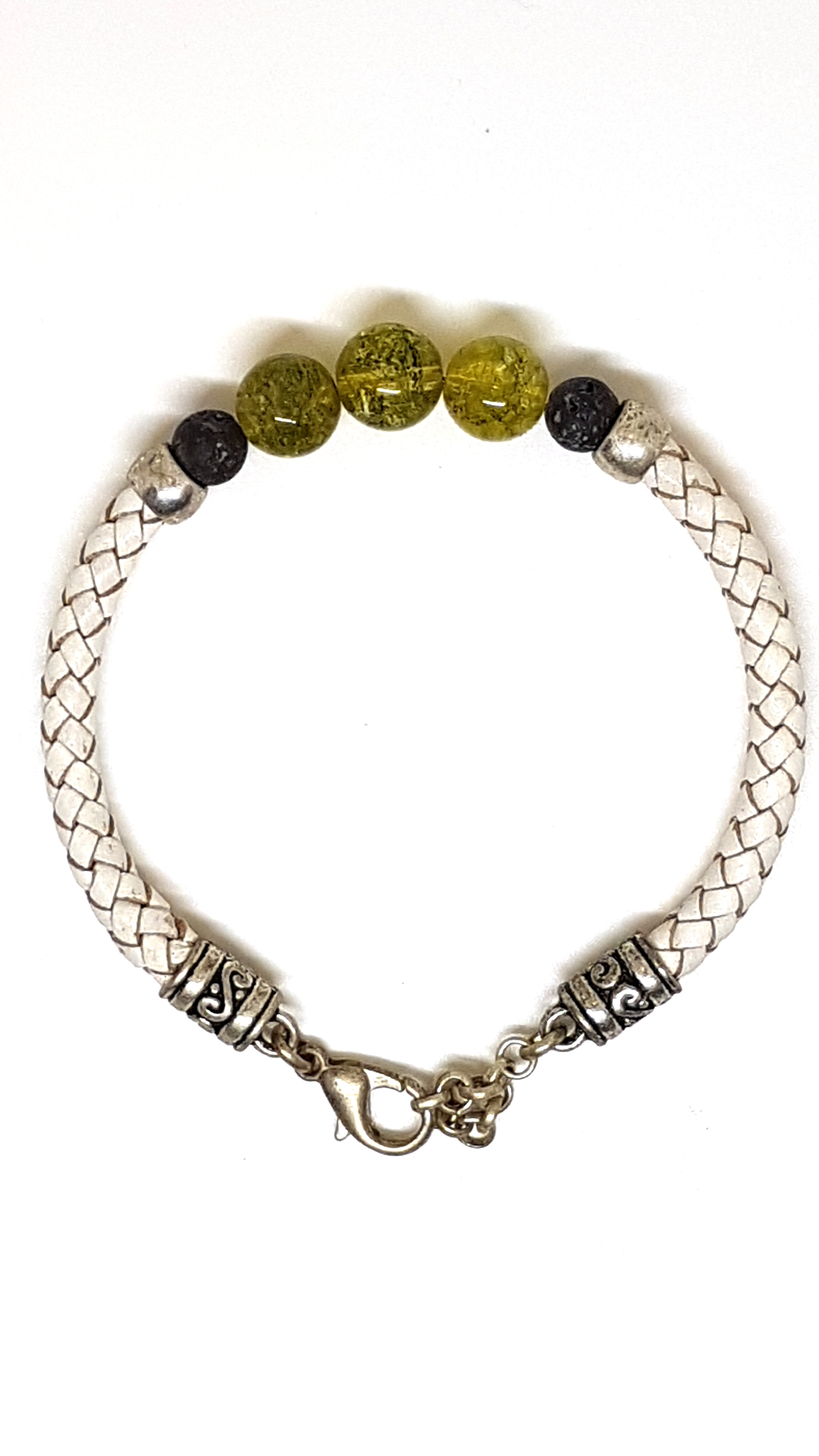 Armband aus echt Leder mit echten Olivin Steinen und Lava Steinen von Lanzarote (Handarbeit)