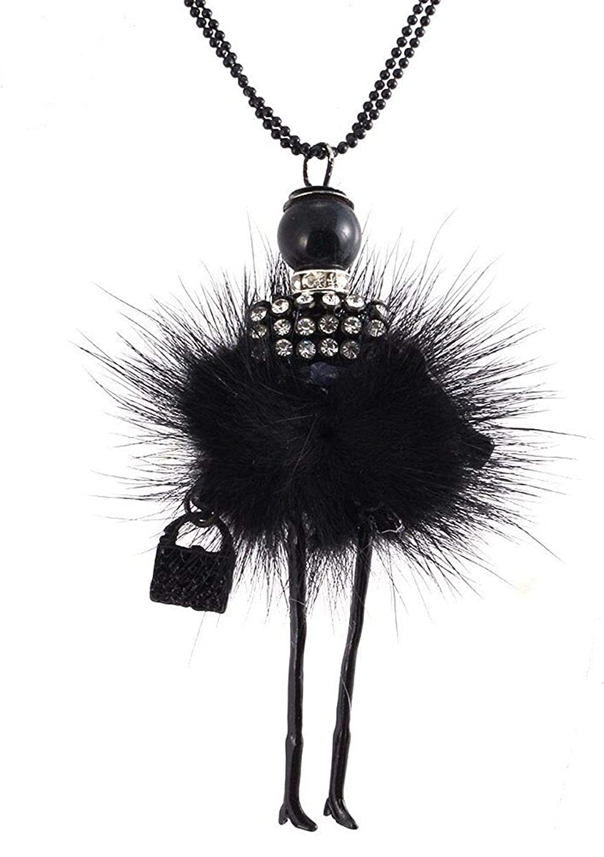 Anhänger putzige Puppe mit Handtasche und Hut - Kleid in in Schwarz mit Halskette