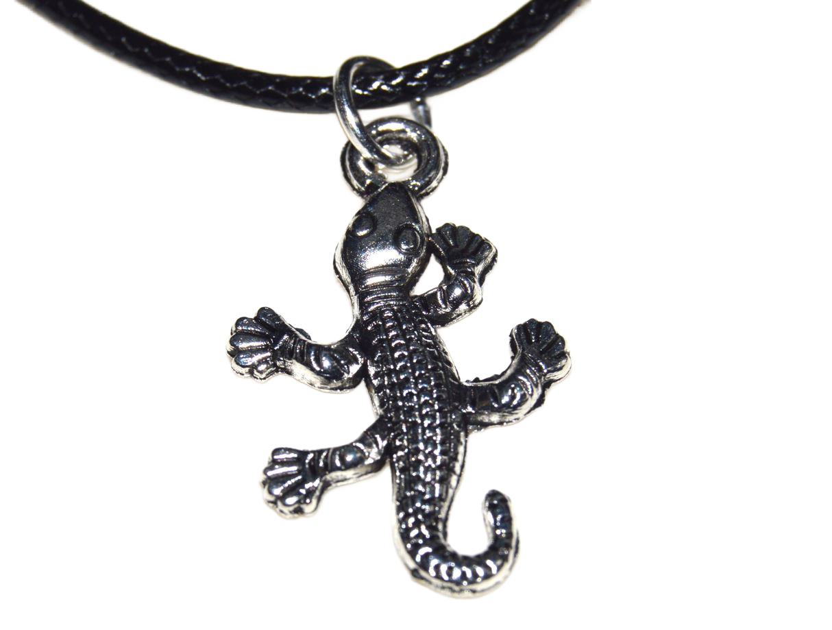 Gekko / Salamander Anhänger mit Kette