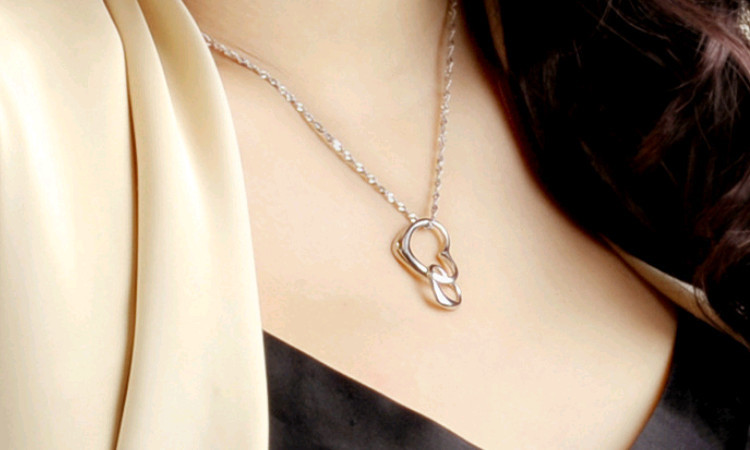 Schöne Herz-Halskette aus 925 Sterling Silber